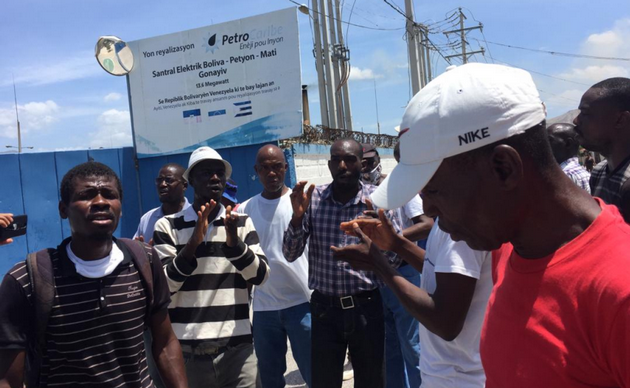 Gonaïves : des citoyens protestent contre la mauvaise gestion de la centrale électrique Simon Bolivar